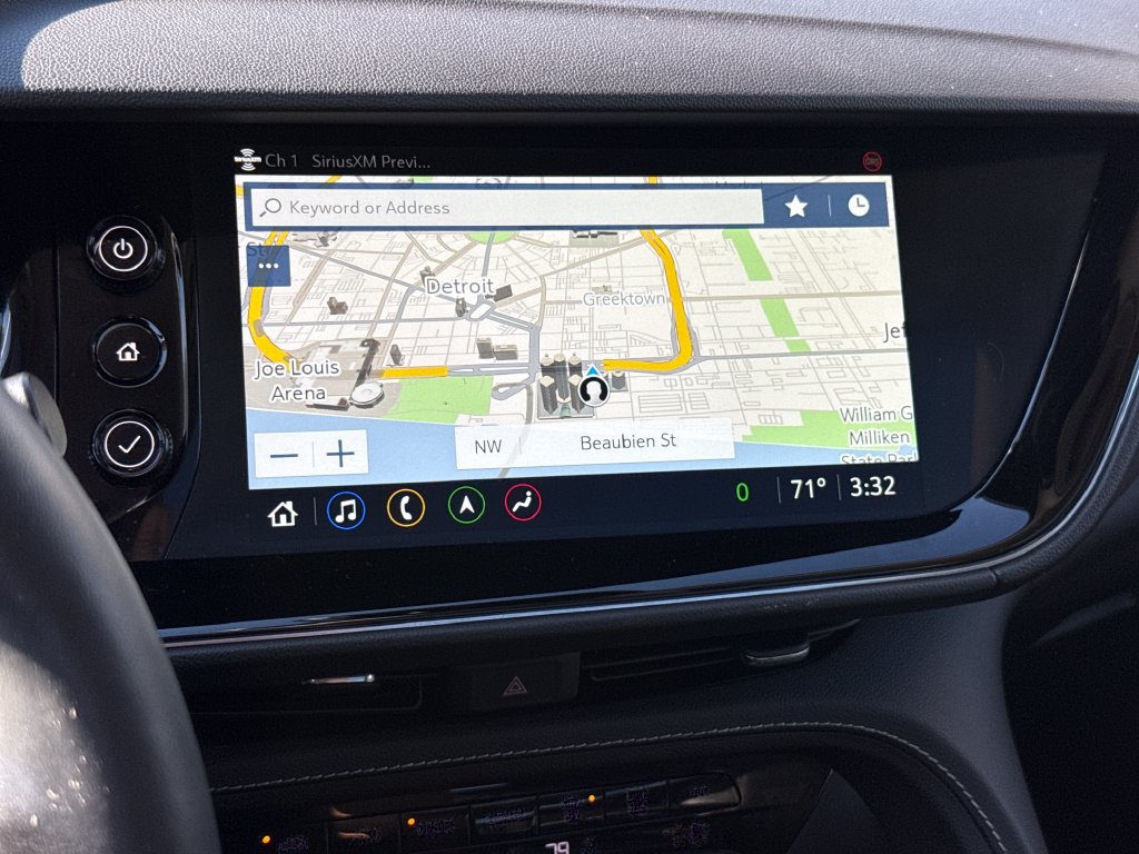Certified 2022 Buick Envision Avenir w/ Technology Package II AWD/4WD image 25