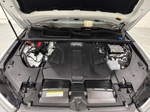 Used 2018 Audi Q7 3.0T Premium Plus w/ Premium Plus Package image 13