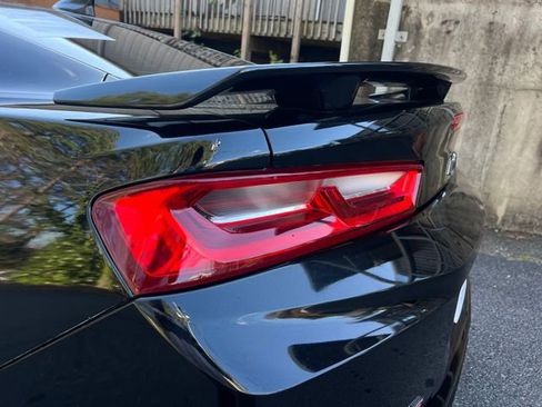 Used 2017 Chevrolet Camaro SS w/ LPO, Ground Effects Package image 31