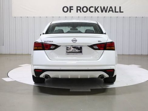 New 2025 Nissan Altima 2.5 SL image 5