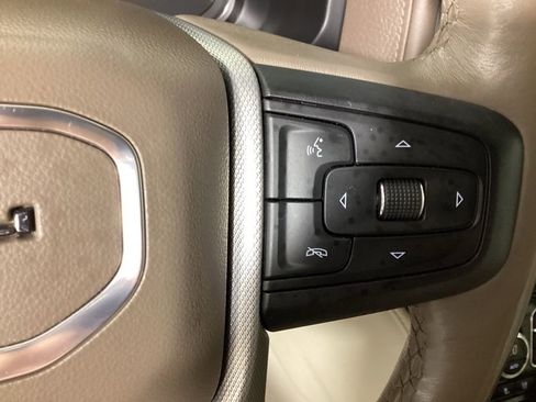 Used 2021 GMC Yukon Denali w/ LPO, Illumination Package AWD/4WD image 22