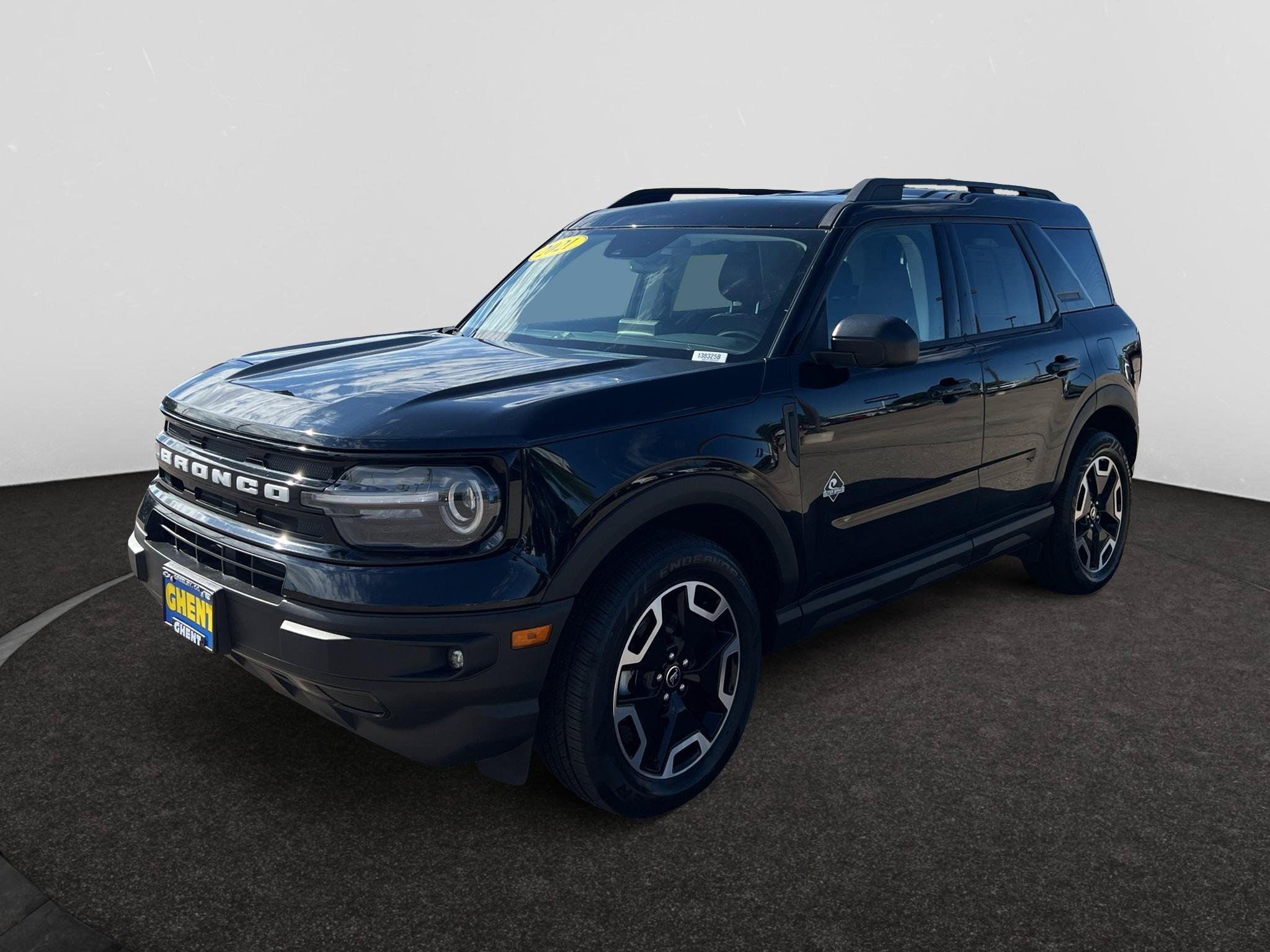 Used 2021 Ford Bronco Sport Outer Banks AWD/4WD image 2