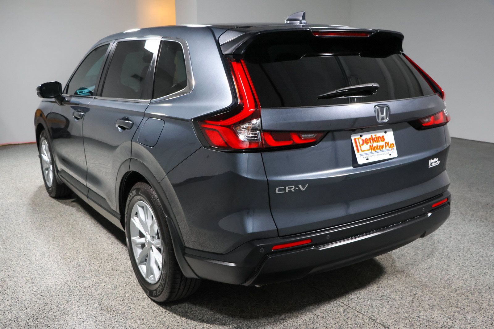 Used 2025 Honda CR-V EX-L image 9