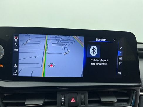 Used 2022 Lexus ES 300h w/ Premium Package image 6