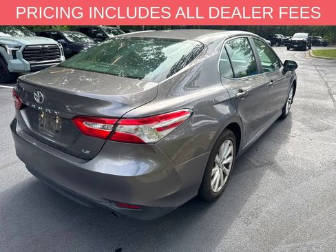 Used 2018 Toyota Camry LE FWD image 15