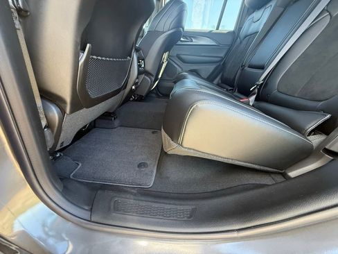 New 2025 Jeep Grand Cherokee Altitude image 26