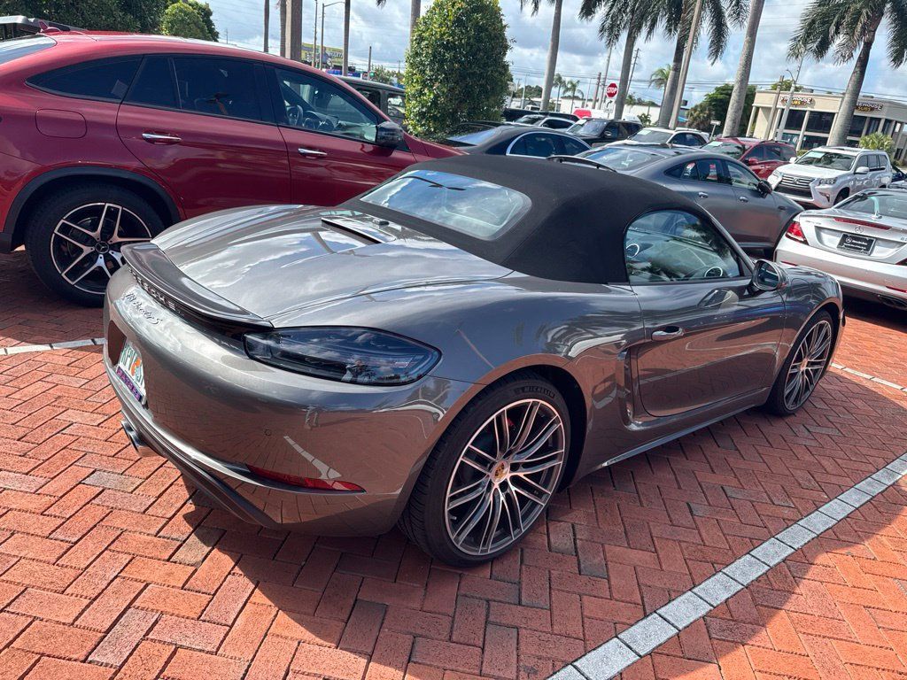 Used 2025 Porsche 718 Boxster S RWD image 7