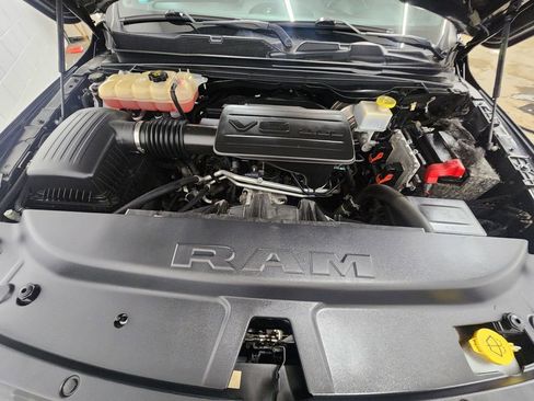 Used 2019 RAM 1500 Big Horn AWD/4WD image 35