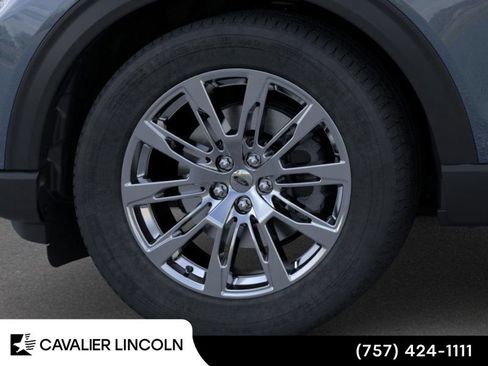 Used 2026 Ford Explorer Active w/ Active Comfort Package AWD/4WD image 19