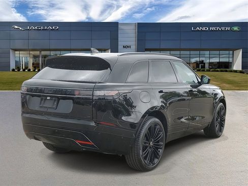 New 2026 Land Rover Range Rover Velar Dynamic SE image 3
