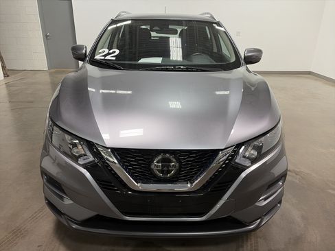 Used 2022 Nissan Rogue Sport SV AWD/4WD image 8
