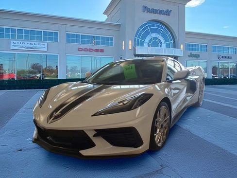 Used 2026 Chevrolet Corvette Stingray Preferred Cpe w/ Chrome Exterior Badge Package RWD image 1