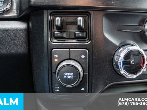 Used 2024 Ford F350 Lariat w/ Lariat Ultimate Package image 36