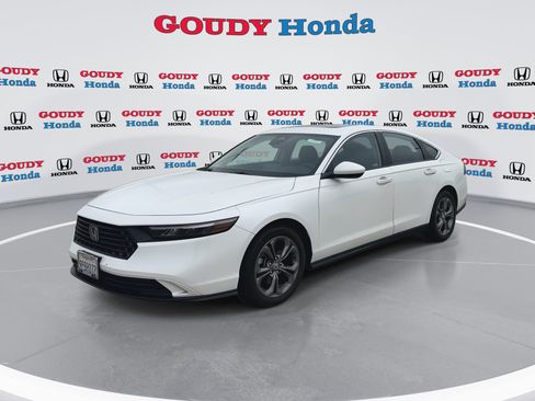Used 2024 Honda Accord EX image 4