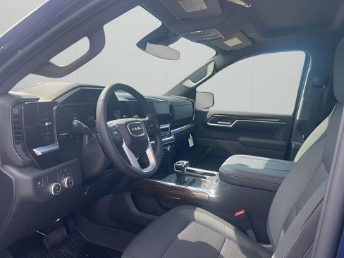 New 2026 GMC Sierra 1500 Elevation image 26