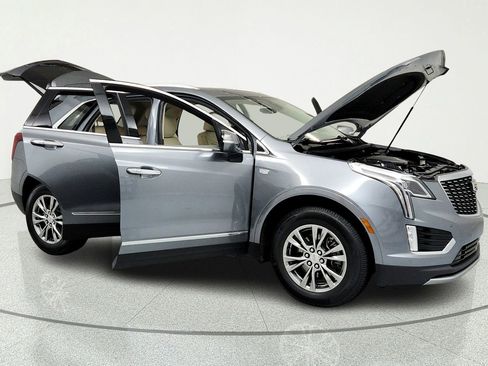 Used 2021 Cadillac XT5 Premium Luxury w/ LPO, Floor Liner Package FWD image 14