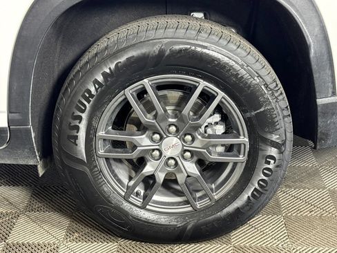 Certified 2025 GMC Acadia Elevation AWD/4WD image 53