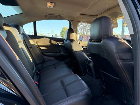 Used 2014 Chevrolet SS image 24