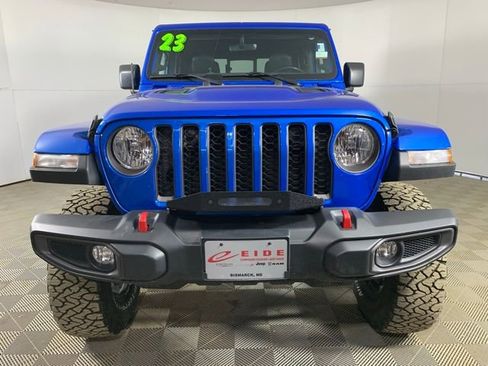 Used 2023 Jeep Gladiator Rubicon w/ Cold Weather Group AWD/4WD image 4