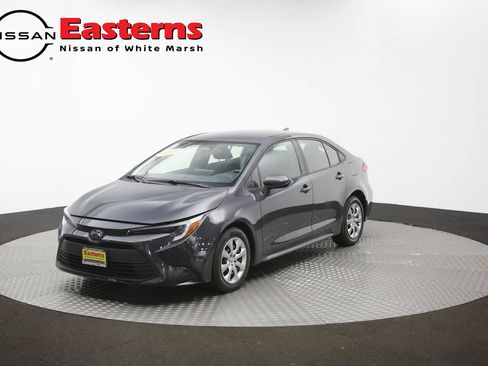 Used 2023 Toyota Corolla LE w/ Carpet Mat Package (TMS) FWD image 86