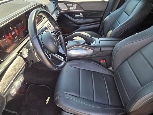 Used 2025 Mercedes-Benz GLE 350 4MATIC image 19