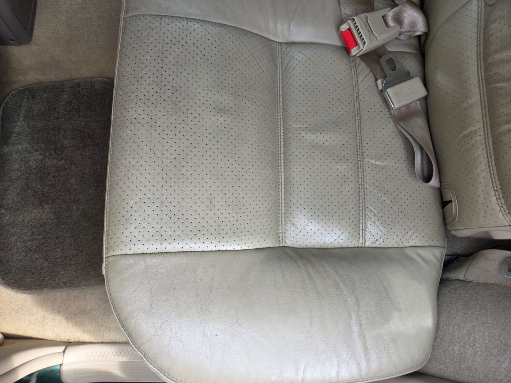 Used 2001 Nissan Pathfinder LE AWD/4WD image 31