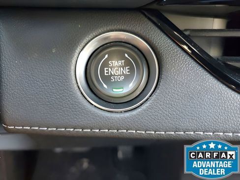 Used 2025 Buick Enclave Sport Touring image 36