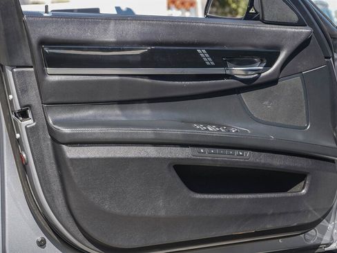 Used 2012 BMW ALPINA B7 image 27