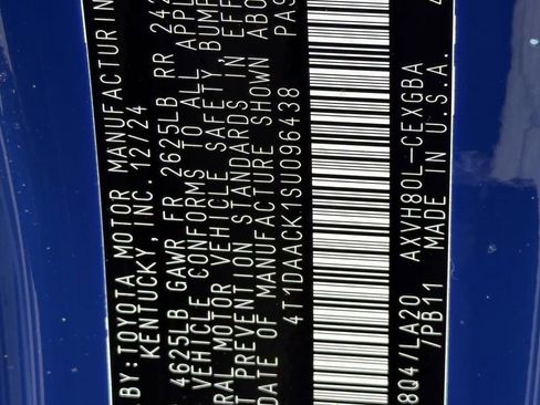 Used 2025 Toyota Camry XLE FWD image 31