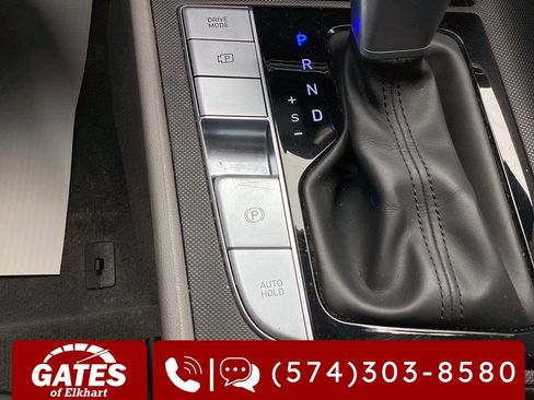 Used 2025 Hyundai Elantra SEL image 29