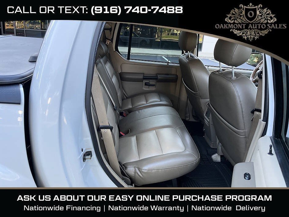 Used 2005 Ford Explorer Sport Trac XLT AWD/4WD image 15
