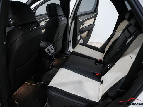 Used 2022 Bentley Bentayga Speed image 63