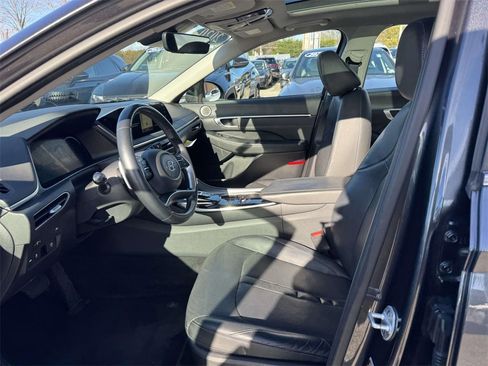 Used 2020 Hyundai Sonata Limited image 11