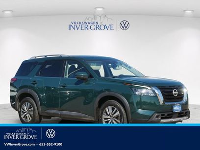 Used 2025 Nissan Pathfinder SL