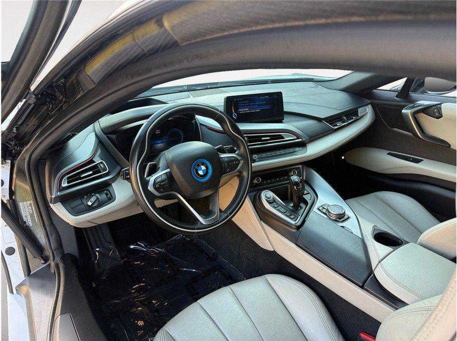 Used 2015 BMW i8 AWD/4WD image 10