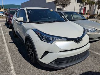 Used 2018 Toyota C-HR XLE video 1