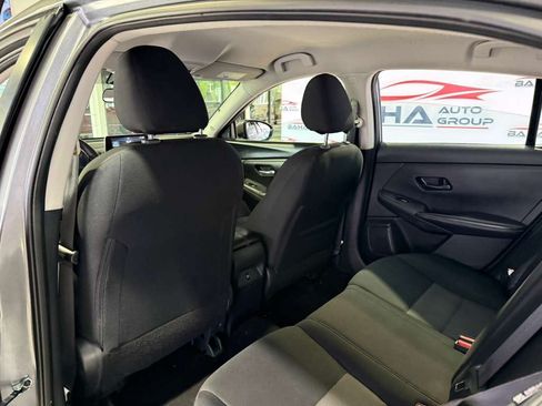 Used 2024 Nissan Sentra SV FWD image 37