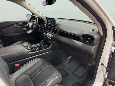 Used 2023 Honda Pilot Elite image 44