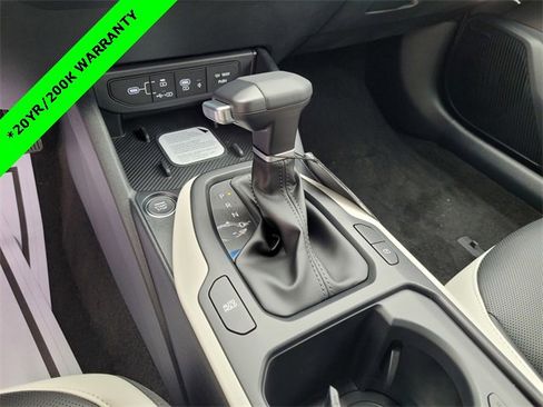New 2025 Kia K4 GT-Line image 10