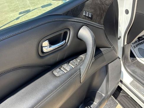 Used 2022 INFINITI QX80 Luxe w/ Cargo Package RWD image 13