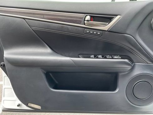 Used 2017 Lexus GS 350 RWD image 9