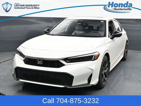 Used 2025 Honda Civic FWD Hybrid Sedan image 3
