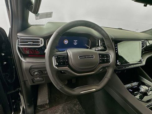 New 2026 Jeep Grand Wagoneer L Summit image 15