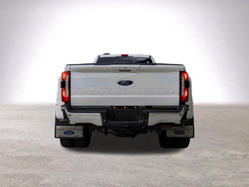 Used 2025 Ford F450 Lariat w/ Lariat Ultimate Package AWD/4WD image 8