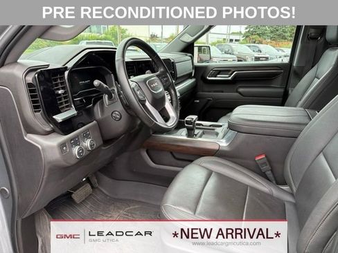 Used 2024 GMC Sierra 1500 SLT w/ SLT Premium Plus Package AWD/4WD image 20