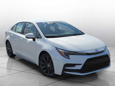 New 2026 Toyota Corolla SE FWD image 2