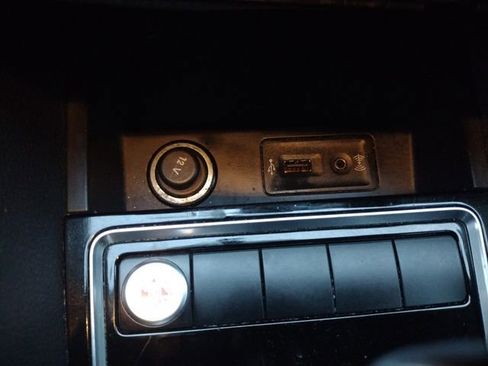 Used 2017 Volkswagen Jetta SEL image 45