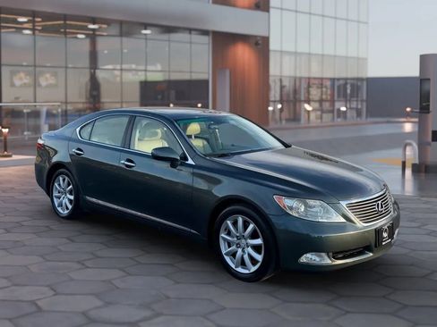 Used 2007 Lexus LS 460 LS 460 Sedan 4D image 1