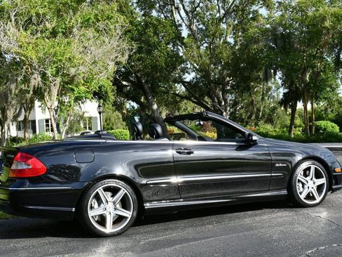 Used 2007 Mercedes-Benz CLK 63 AMG Cabriolet image 42