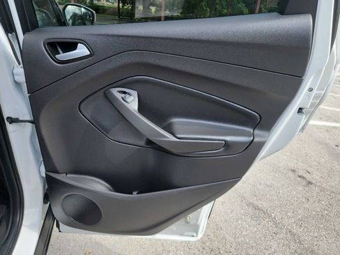 Used 2018 Ford Escape SE FWD image 31